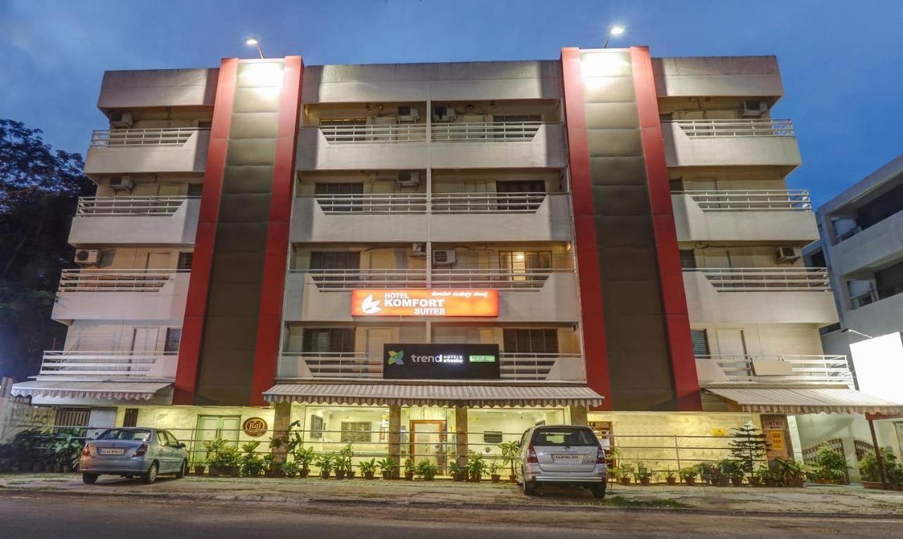 Treebo Komfort Suites, 3 Km From Mysore Palace מראה חיצוני תמונה