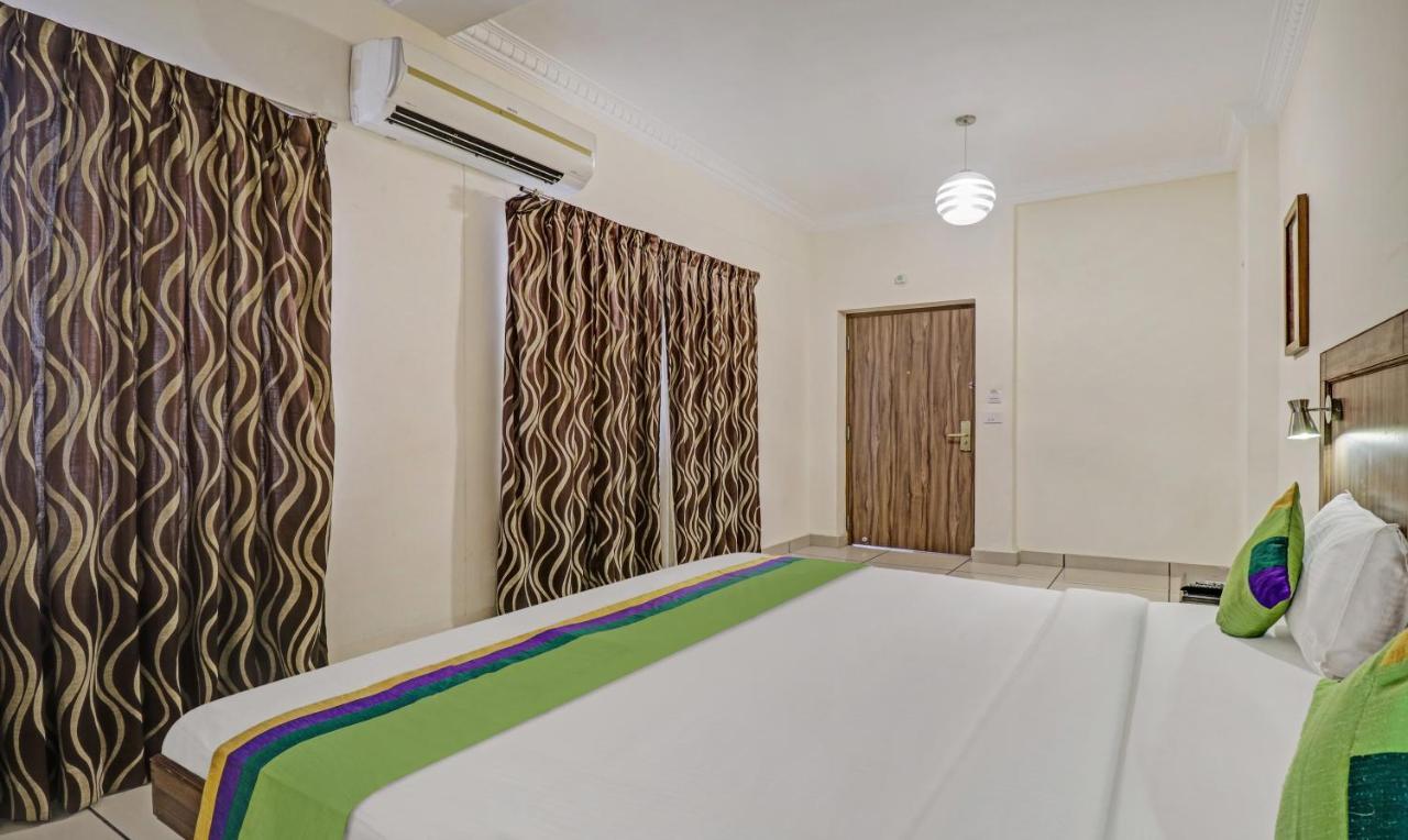 Treebo Komfort Suites, 3 Km From Mysore Palace מראה חיצוני תמונה